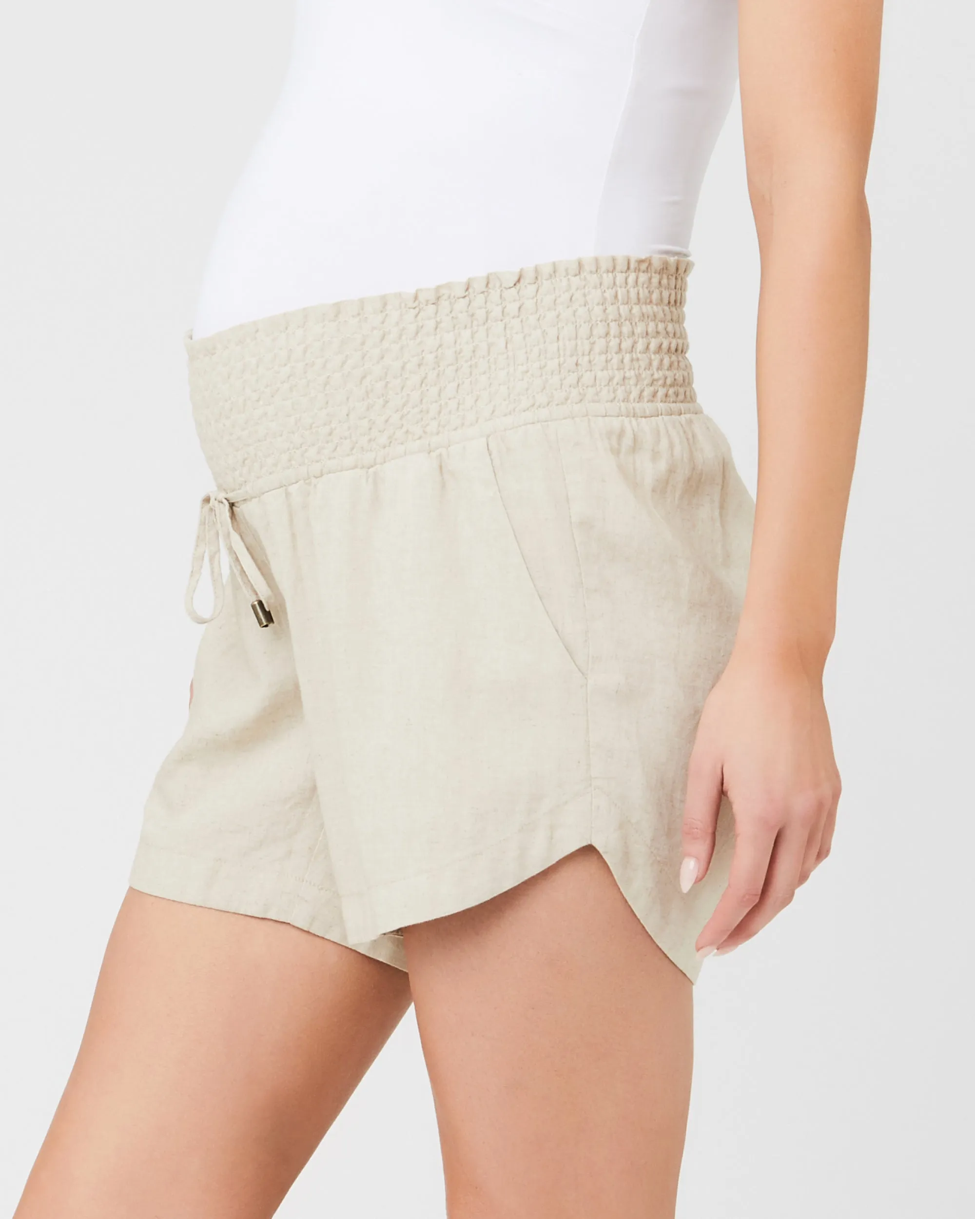 Indi Shirred Linen Short Natural
