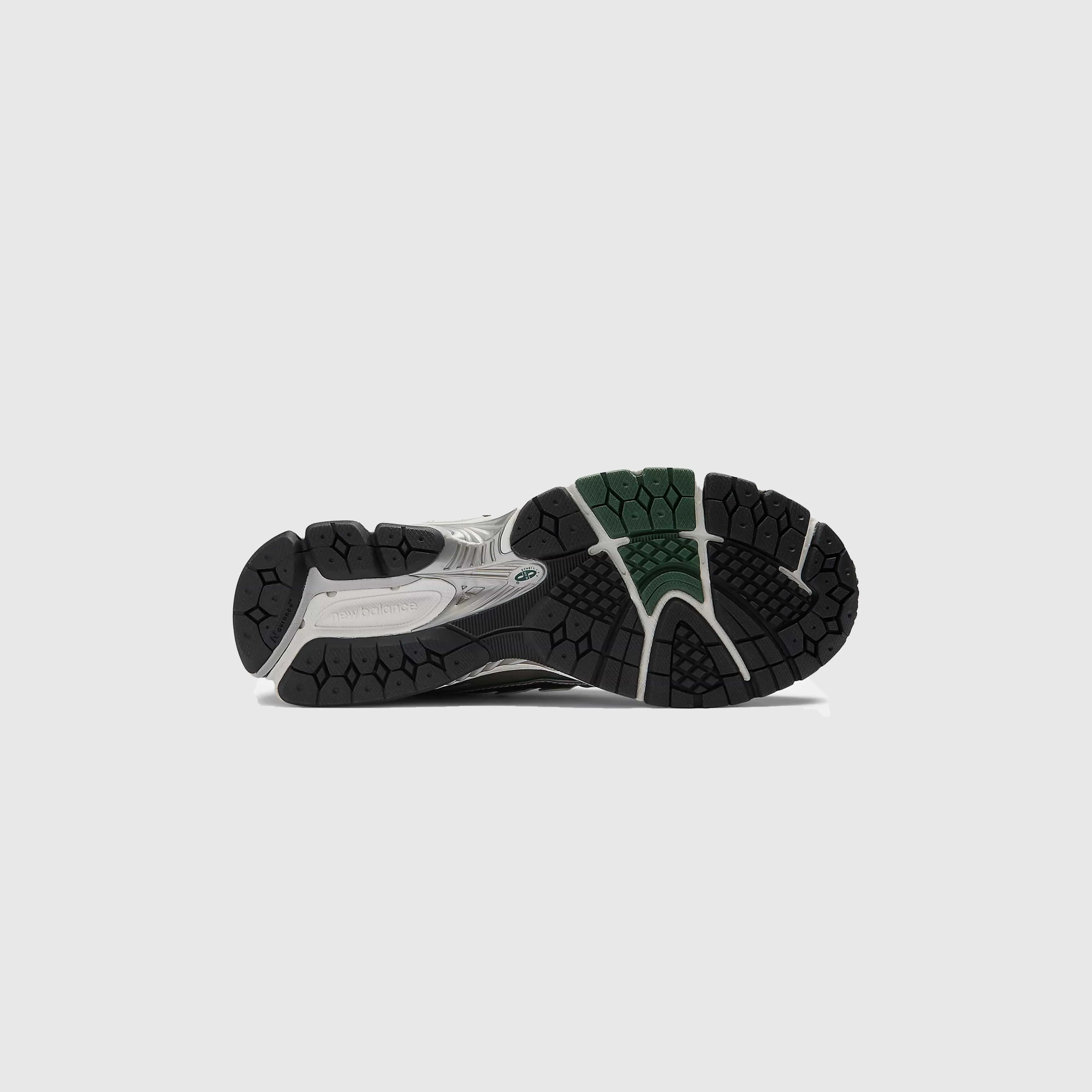 New Balance 1906R - Silver Metallic / Nightwatch Green / Sea Salt