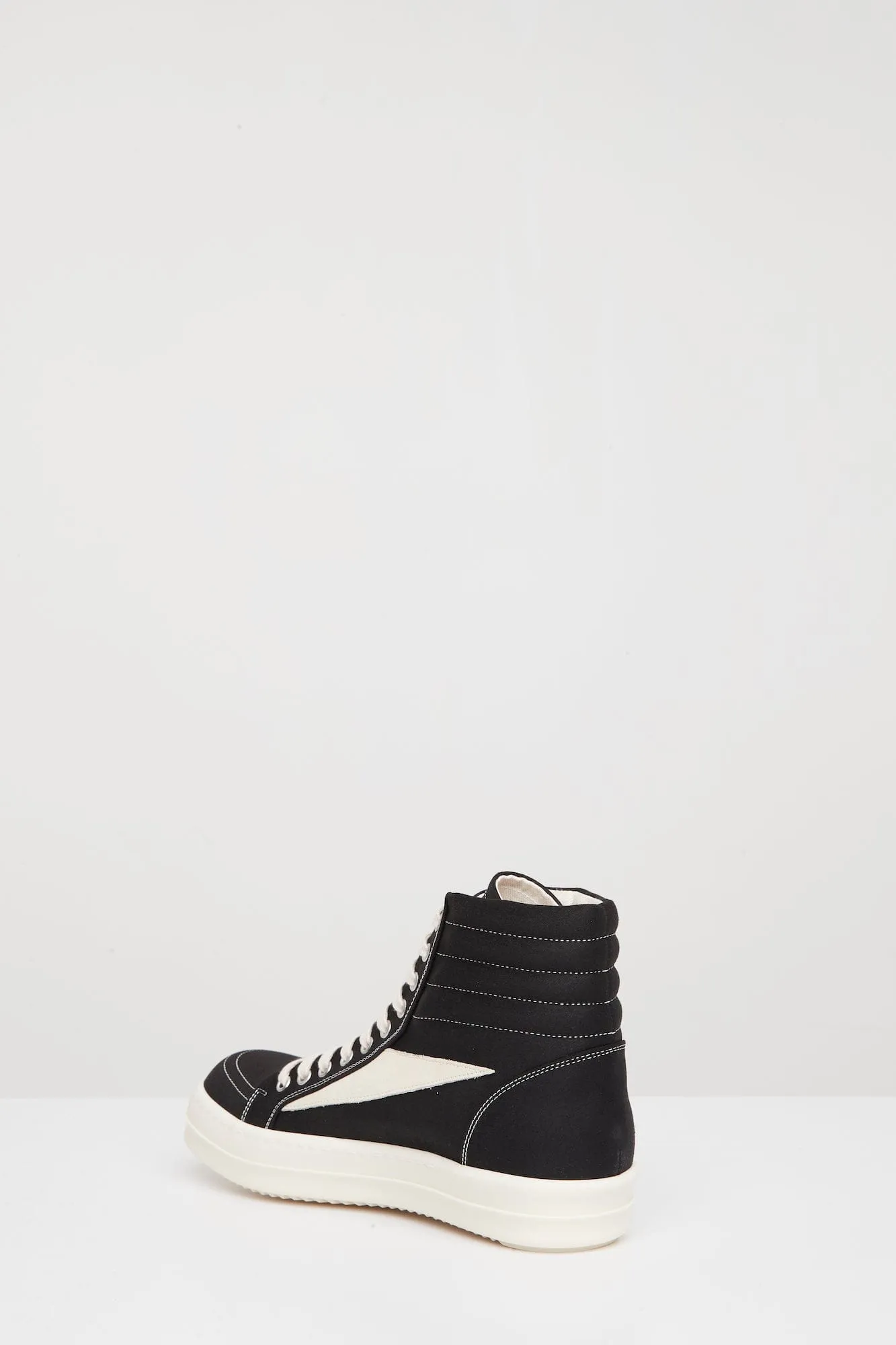 Rick Owens DRKSHDW Womens Vintage High Sneaks in Black Milk