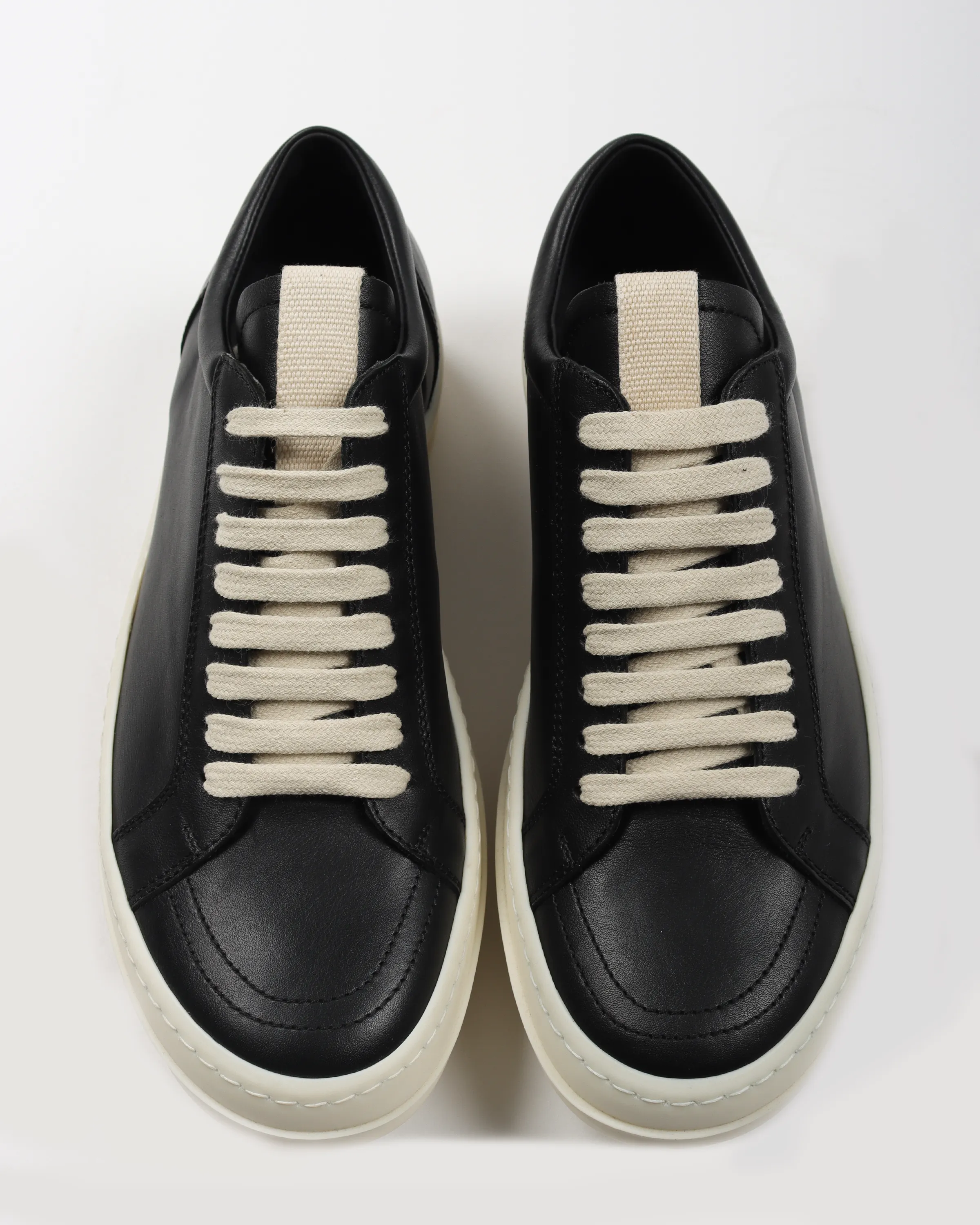 Vintage Low Sneakers