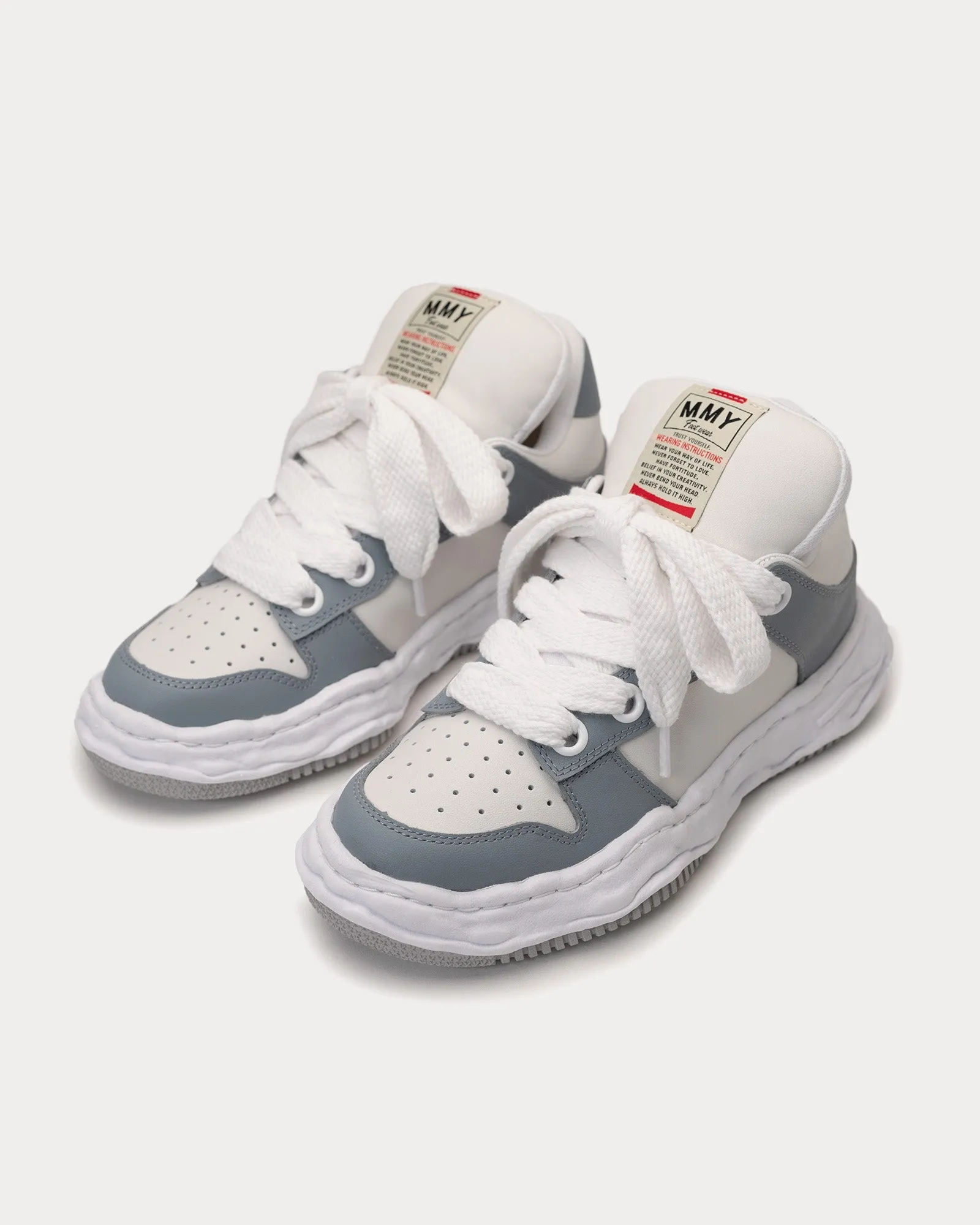 Wayne Puffer OG Sole Leather Grey / White Low Top Sneakers